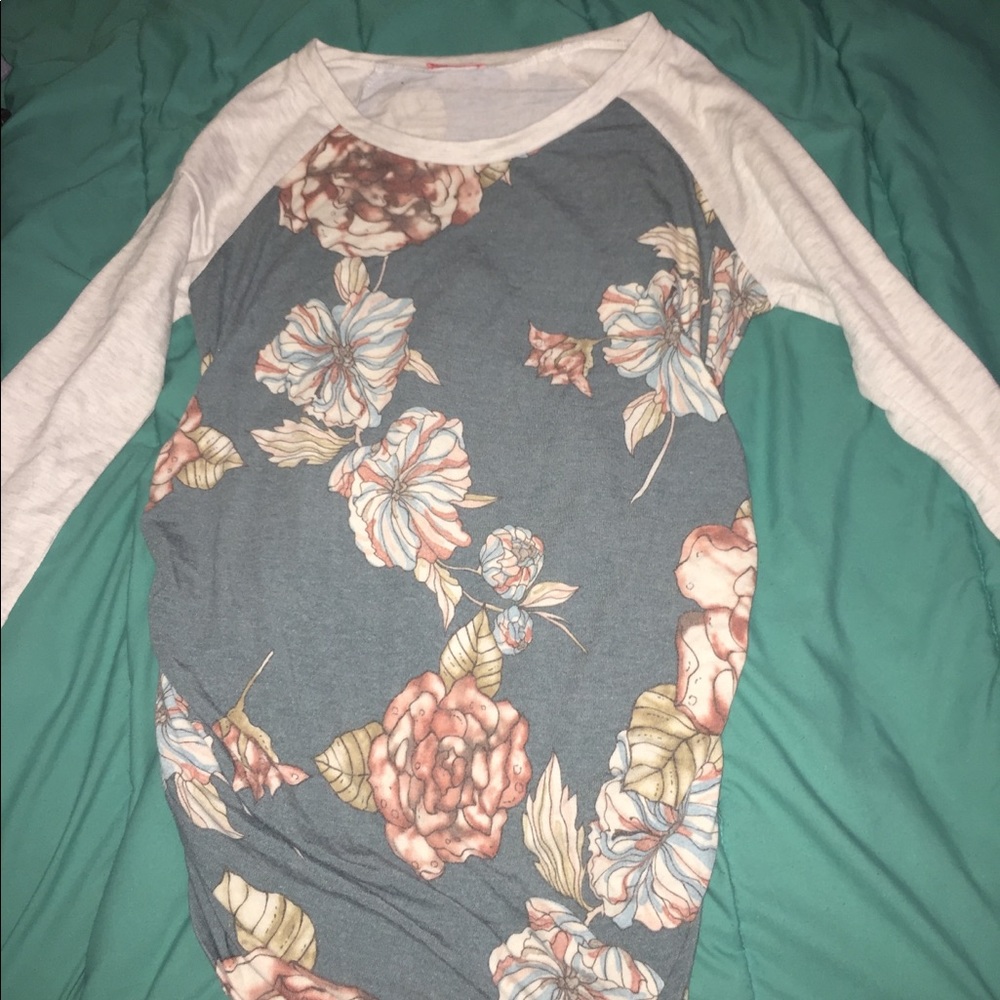 Maternity shirt